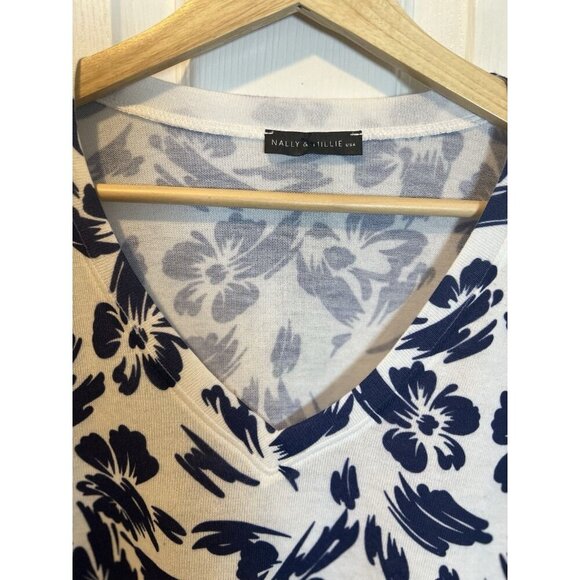 Nally & Millie 3/4 Sleeve Floral V-Neck Top Small Knit Blue Navy White - Picture 4 of 5